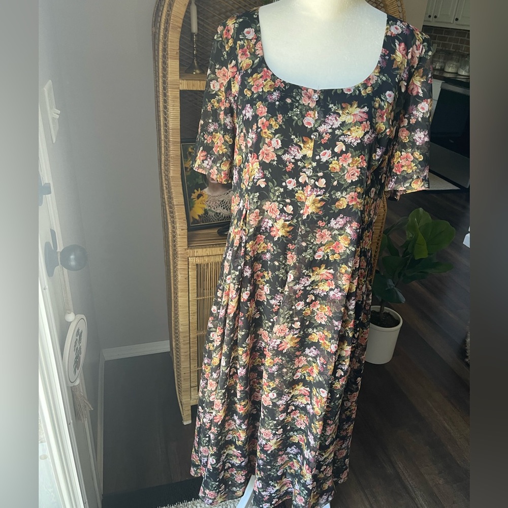 Vintage Parallel floral cottage core maxi dress